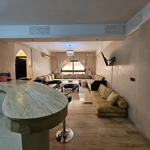  Apartment Douillet Au Centre Gueliz